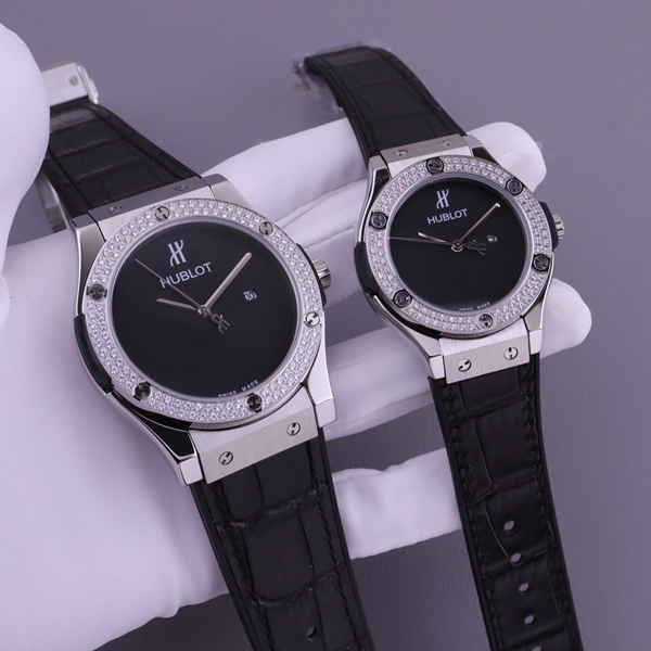 ウブロコピー時計背面デザイン